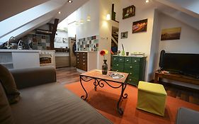St. Gellert Square - Minilux Apartman